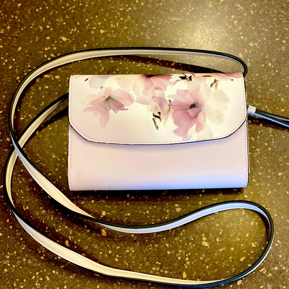 Simply Vera Vera Wang Signature Envelope Crossbody Bag